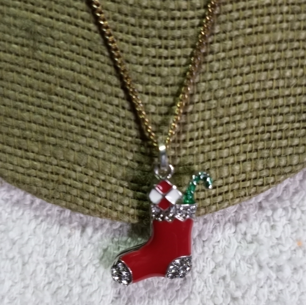 Silvertone red green crystal stocking pendant on goldtone chain - Picture 3 of 6